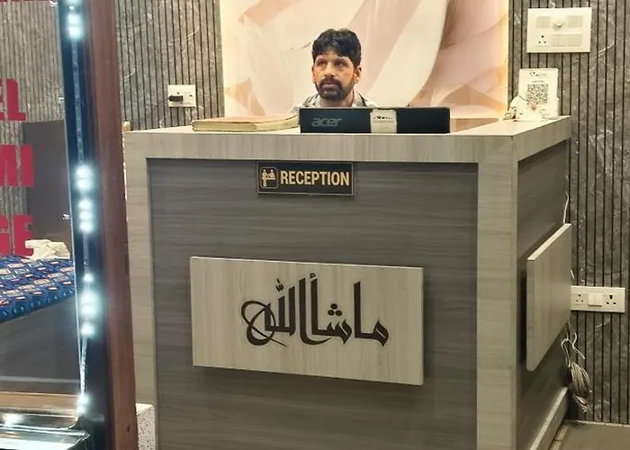 Qasmi Hotel