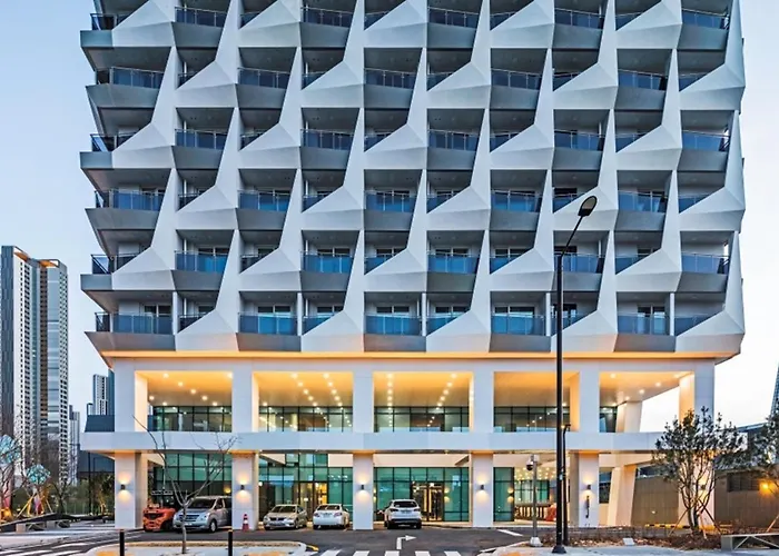 Kinstay Hotel