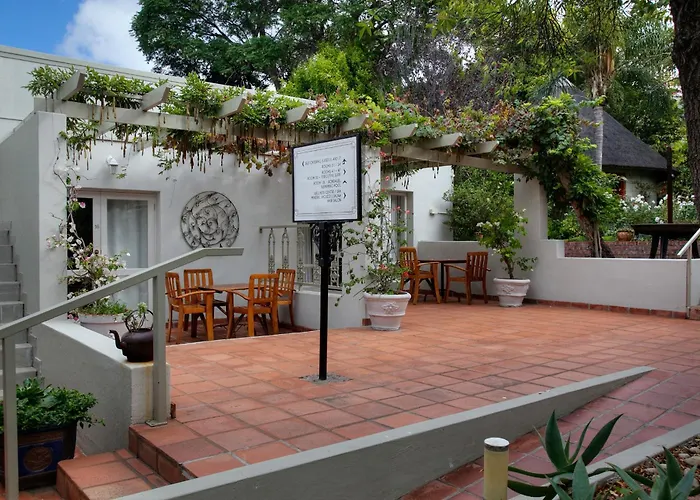 Montagu Country Hotel