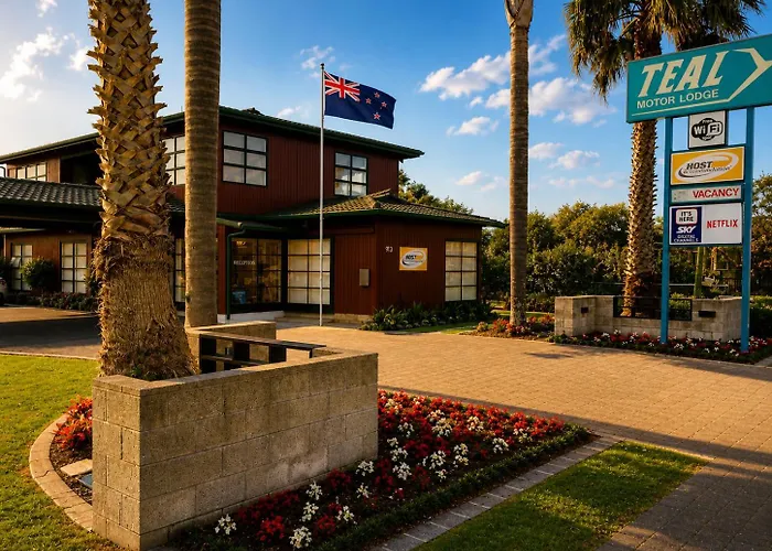 Teal Motor Lodge