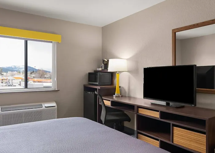 Super 8 By Wyndham Kalispell Glacier National Park