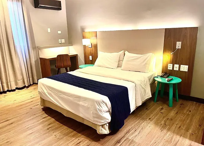 Oasis Plaza Hotel