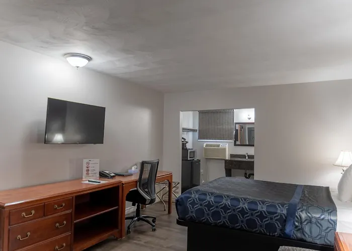 Aquarius Motel