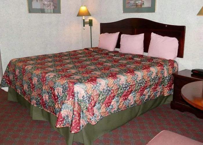 Magnuson Hotel Fowlerville