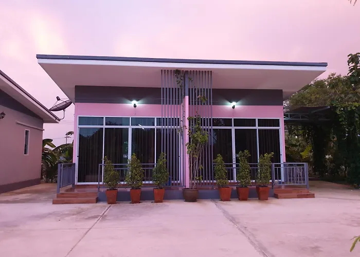 บ้านสวนนิสา