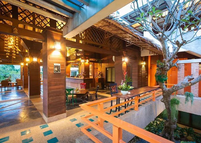 โรงแรมเขาใหญ่ฟ้าใส Khaoyai Fahsai Hotel