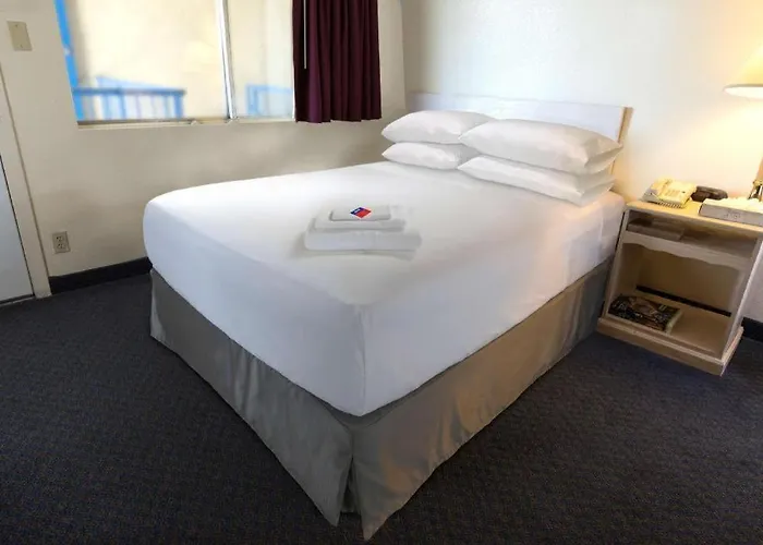 Americas Best Value Inn Story City