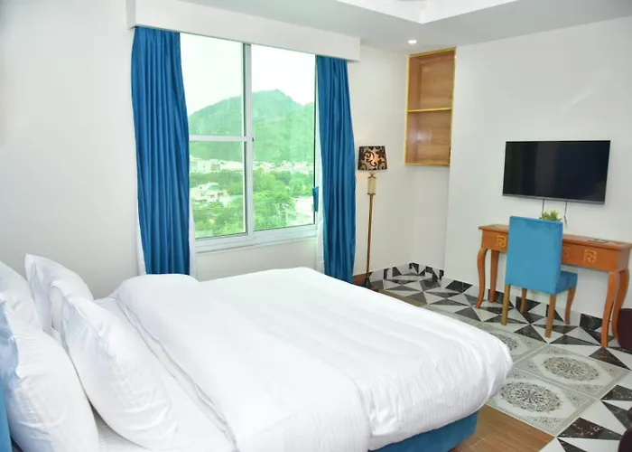 River View Hotel In Heart Of Muzaffarabad,213