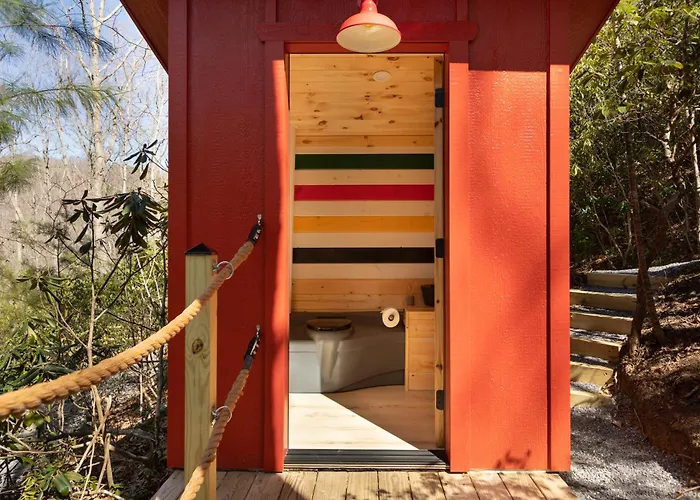 The Cardinal Treehouse
