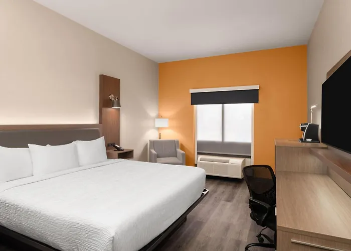 La Quinta Inn & Suites By Wyndham Bessemer