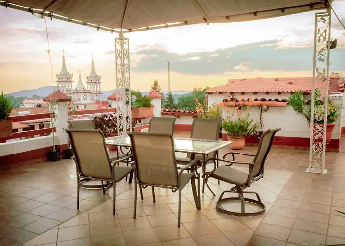 Hotel El Lenador