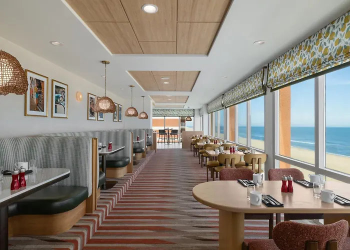 Holiday Inn & Suites Virginia Beach - North Beach By Ihg
