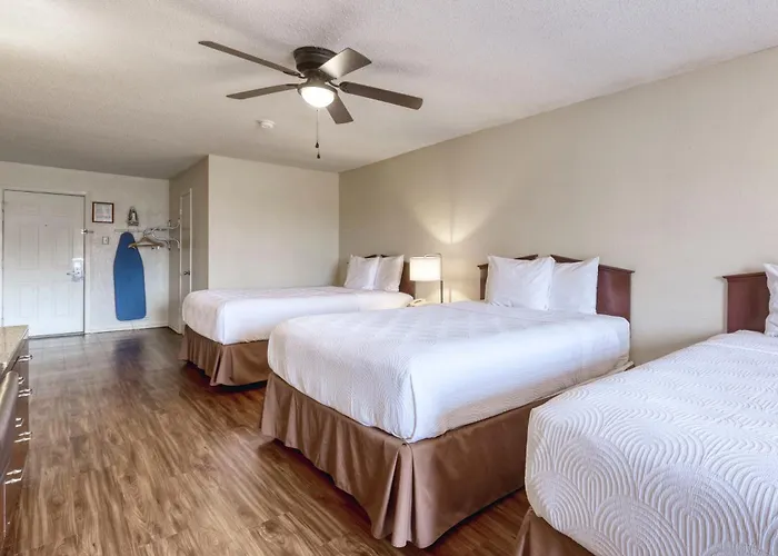 Executive Inn & Suites