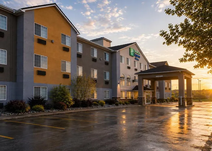 Holiday Inn Express Hotel & Suites Pierre-Fort Pierre By Ihg