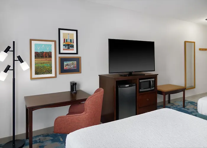 Hampton Inn Poplar Bluff