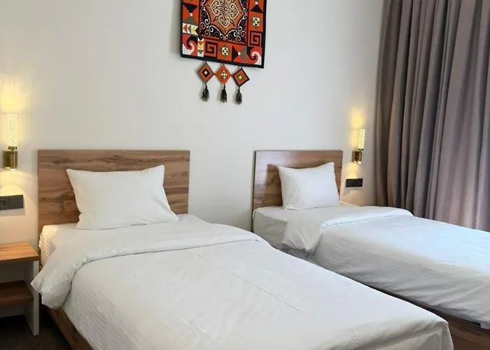 Tes Hotel
