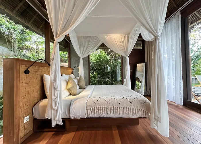 Zin Berawa Villas & Bungalows