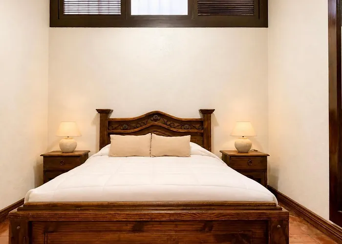 Hotel 1915 Inn & Suites