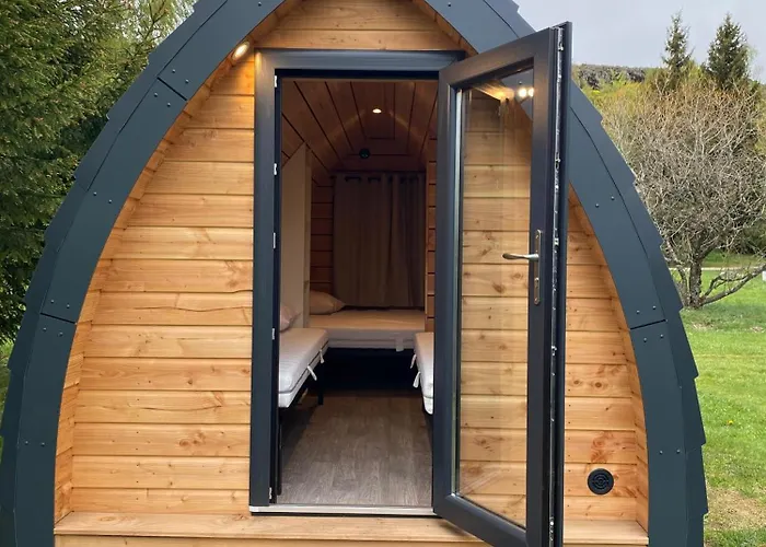 Domaine De L'Ours / Camping Lodge