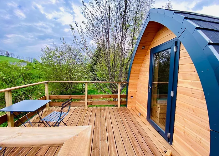 Domaine De L'Ours / Camping Lodge