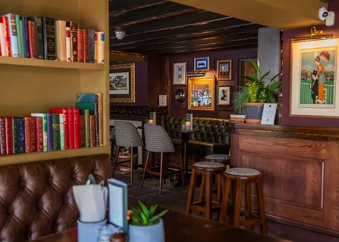 The Royal Foresters, Ascot, Berkshire - Acorn Pubs