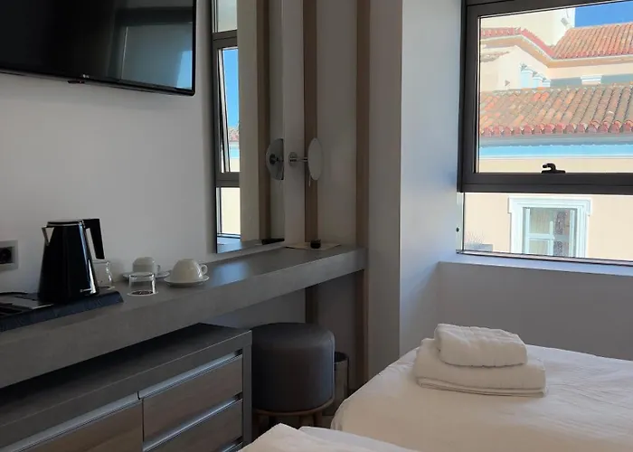 Las Hotel & Spa