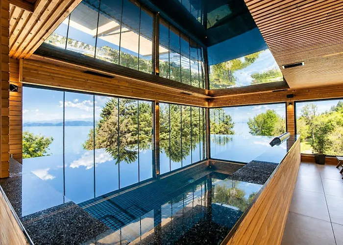 Lago Hotel & Spa - Adult Recommended
