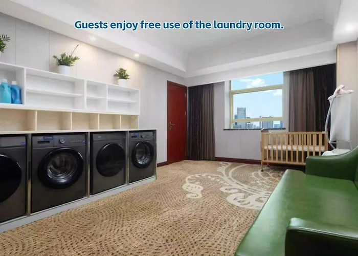 Changsha Days Hotel & Suites China Town, Nearby Train Station,Wuyi Square