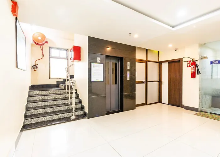 Treebo Hotel Mobi Vip Airport