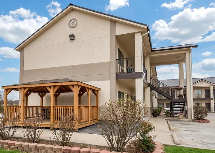 Hiway Inn Express Kiowa Hwy 69