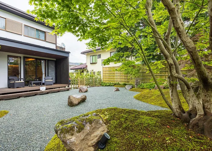 箱根仙石原の宿 よいな