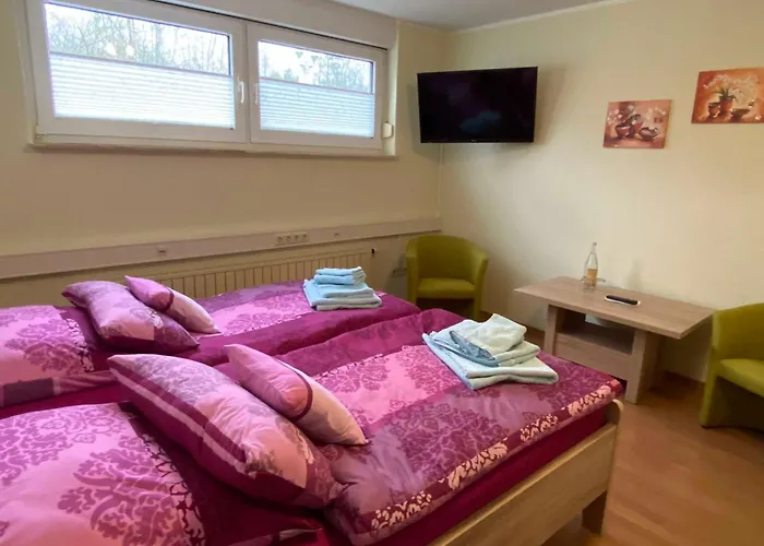 Pension und Ferienwohnung Kristen Am Denkmal Süptitzer Höhen