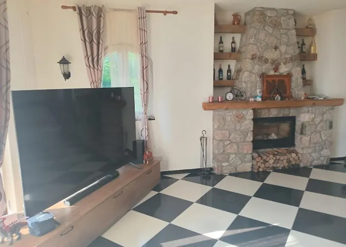 Shtepia E Bardhe