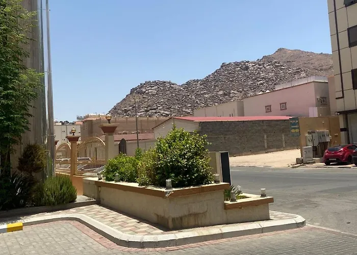 فندق سيتي رست