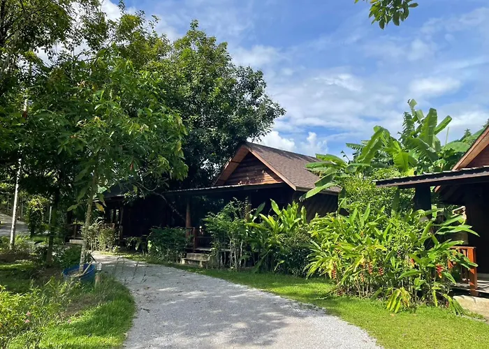 The Cliff And River Jungle Resort ภูผาและลำธารรีสอร์ท