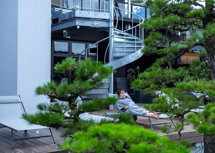 中尾甚六hotel