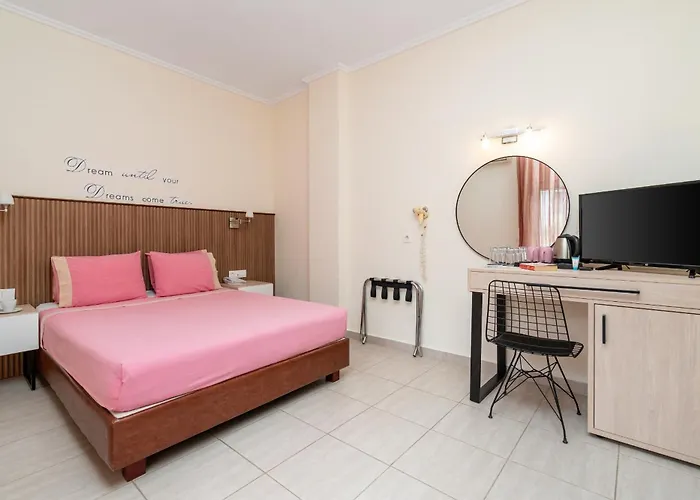 Stratos Hotel