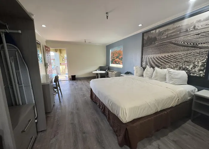 Inn At King City