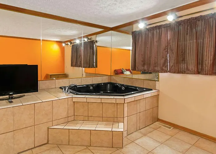 Magnuson Hotel Extended Stay Canton Ohio