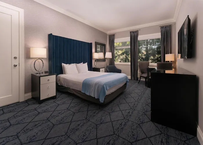 Prestige Oceanfront Resort, Worldhotels Luxury