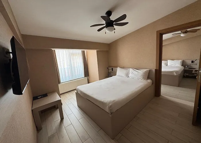Hotel Cinas