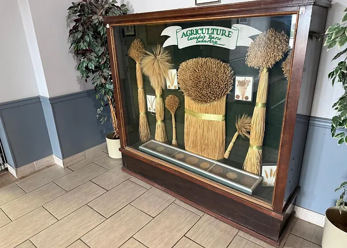 Wheatland Hotel