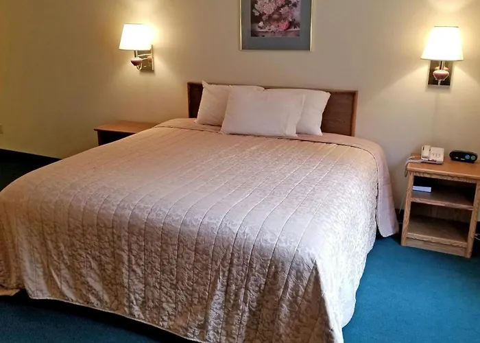Keystone Boardwalk Inn And Suites