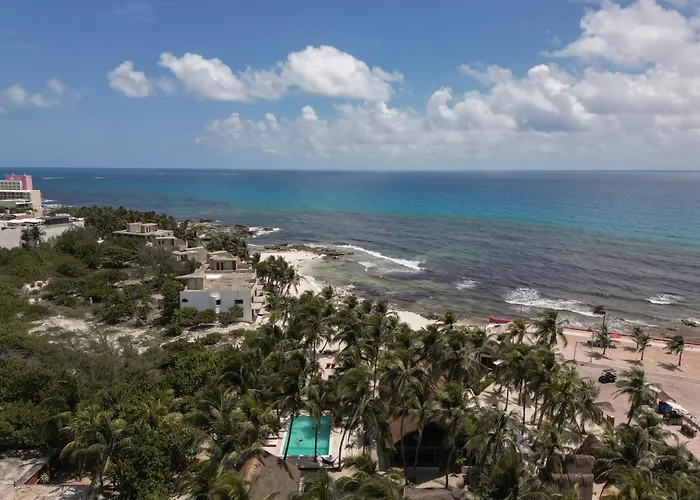 Nílu Isla Mujeres by Selina