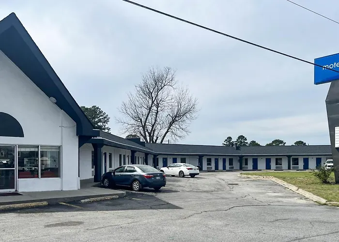 Motel 6 Williamston, Nc - Highway 17