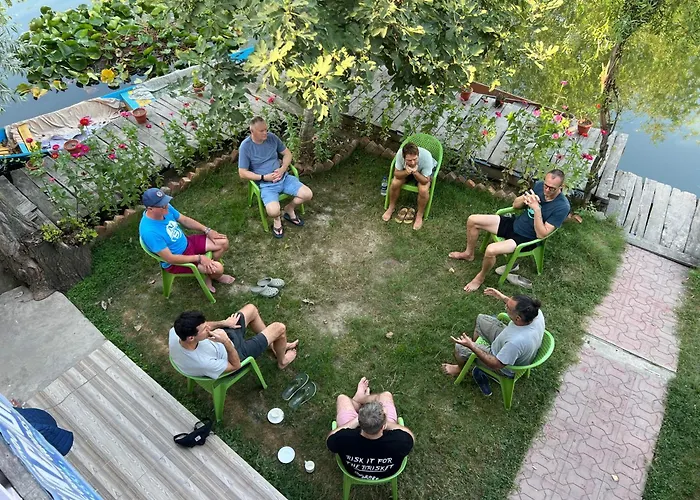 Hotel Chachoo Palace