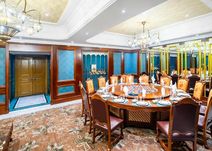 丝路天山酒店伊宁店 Yining Silu Tianshan Hotel