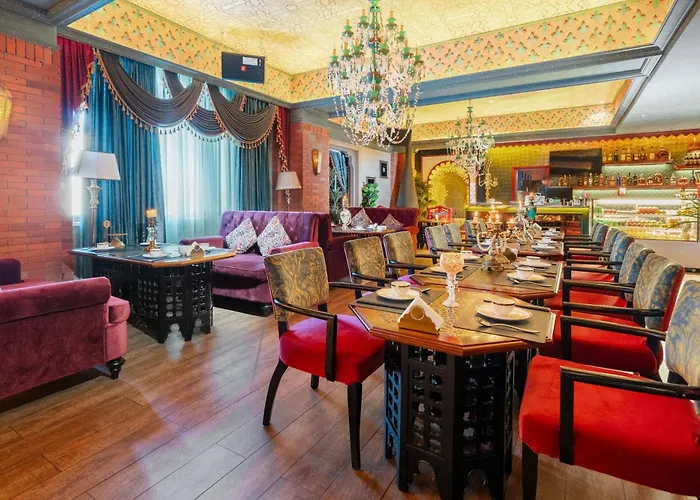 丝路天山酒店伊宁店 Yining Silu Tianshan Hotel