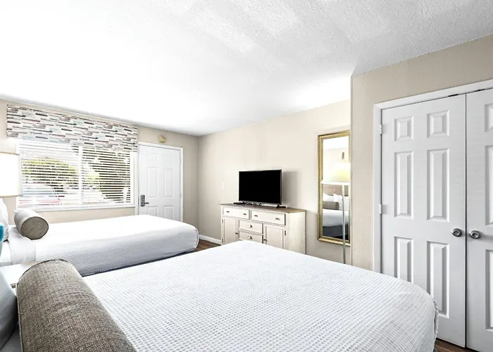 Club Destin Condos