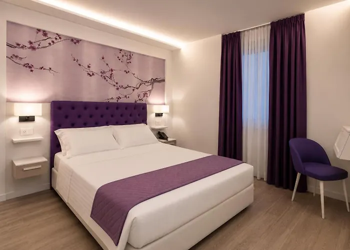 Petit Hotel